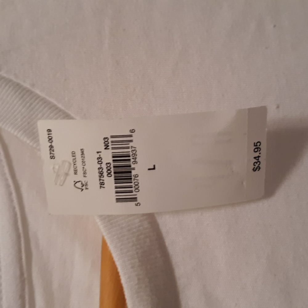 Gap t shirt - Picture 4 of 4